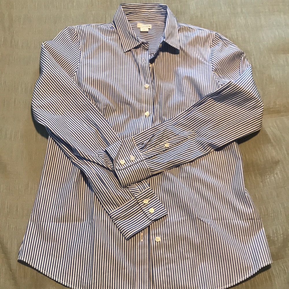 Formal blouse - Picture 3 of 3